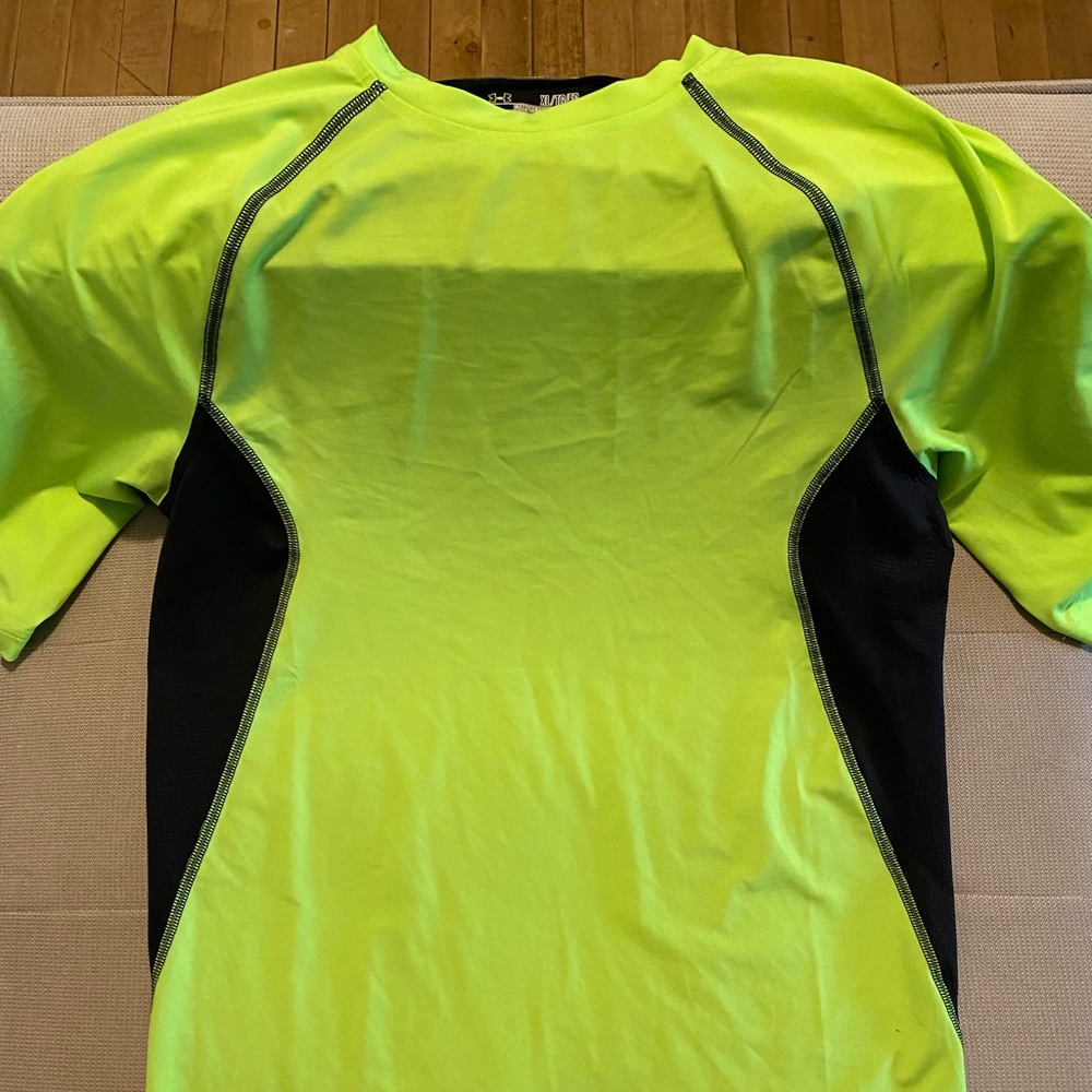 UA Compression WorkOut Shirt